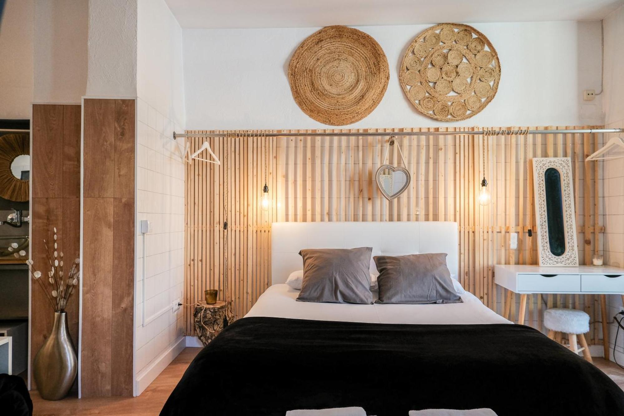 Cal Capo Alojamiento Con Jacuzzi Apartment Besalú Екстериор снимка